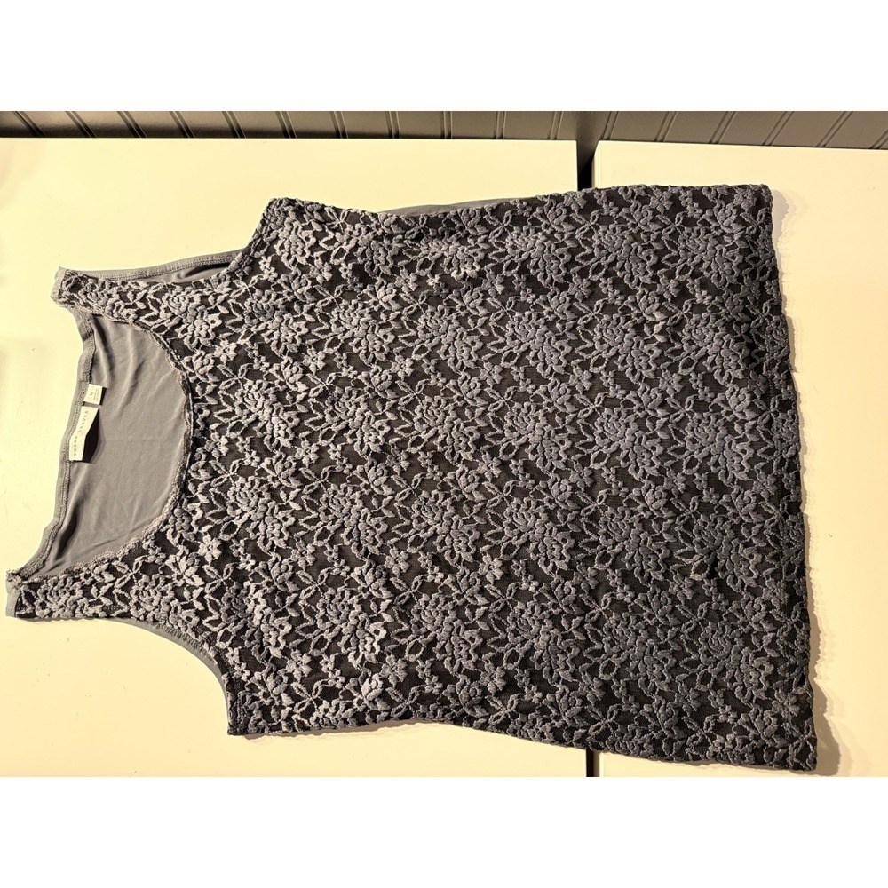 susan graver blouse medium Grey Floral‎ Lace Business